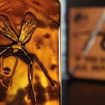 Jurassic Park Ingot Mosquito in Amber Limited Edition 12,5 x 9 cm