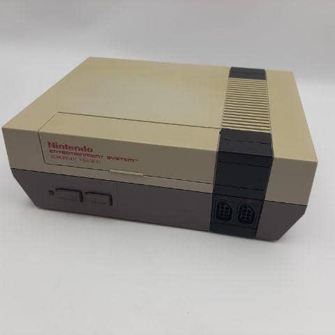 Nintendo NES 8-bit Basenhet (2:a sortering)