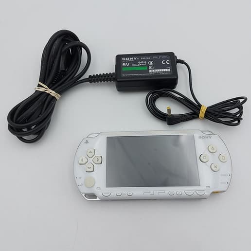 Sony PSP 1004 Konsol White 2GB (Begagnad)